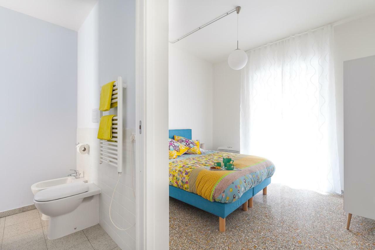 Bed and Breakfast Vino E Vinili Roma Esterno foto